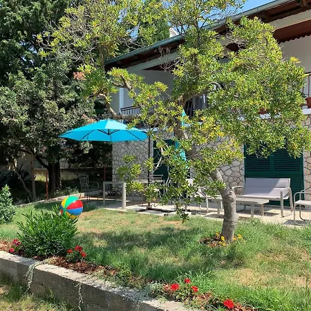 House Valerija Apartman