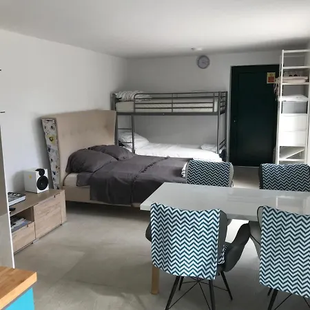 House Valerija Apartman