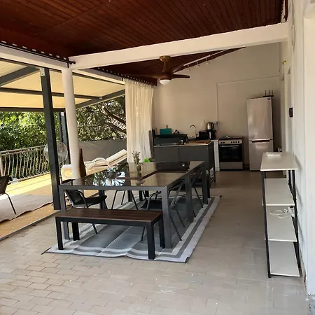 Apartman House Valerija *
