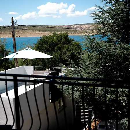 House Valerija Apartman